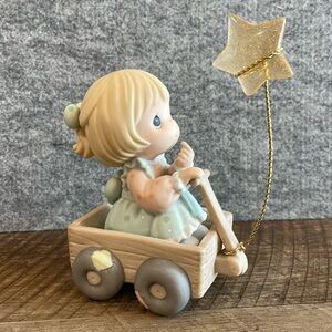 Precious Moments “Wishing You A World Of Peace”